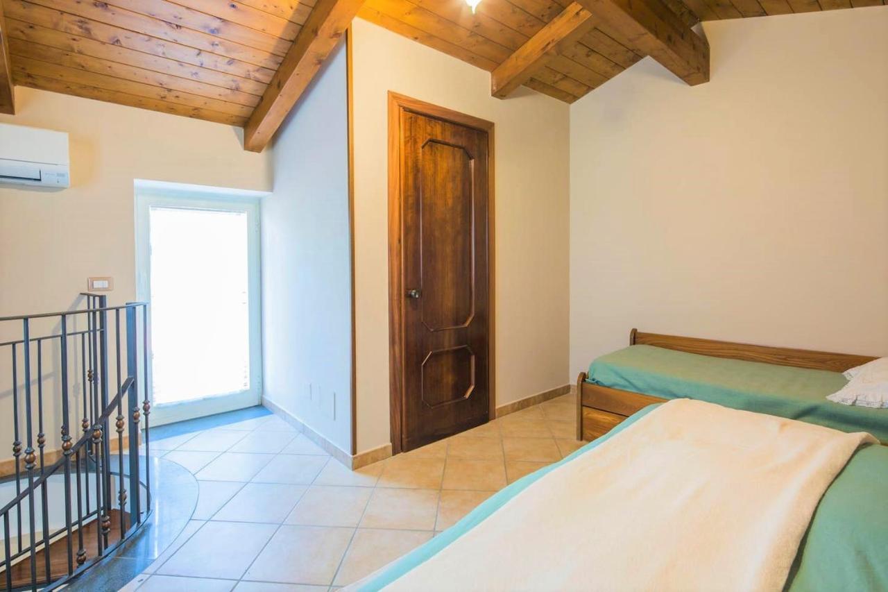 Traulivi Country House Мета Екстер'єр фото